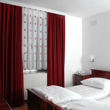 Lux Milikic Casa de hóspedes 4*