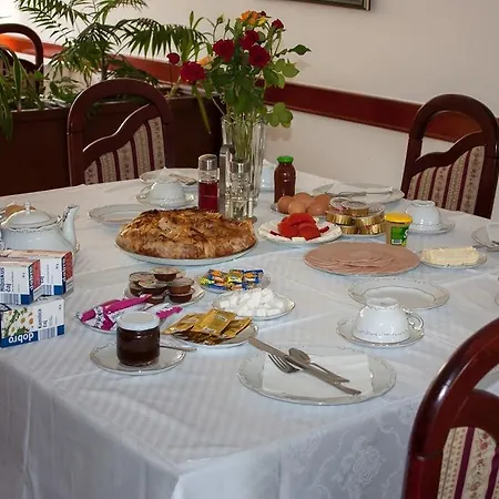 Lux Milikic Casa de hóspedes 4*