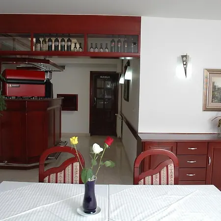 Lux Milikic Casa de hóspedes 4*